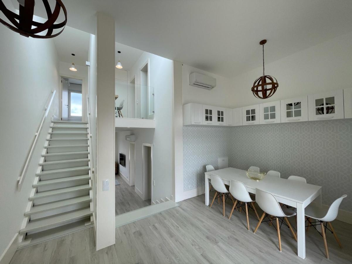 Beautiful Penthouse Apartment With Terrace - 4 Minute Walk To The Beach Troia Dış mekan fotoğraf