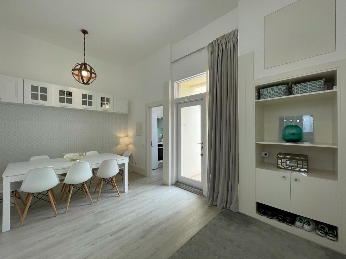 Beautiful Penthouse Apartment With Terrace - 4 Minute Walk To The Beach Troia Dış mekan fotoğraf